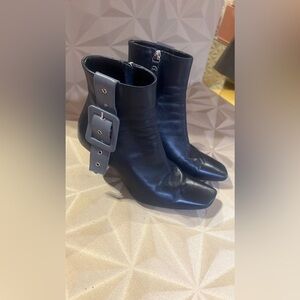 AGL Black Leather Heeled Ankle Boots EU37  belt buckle detail made in italy